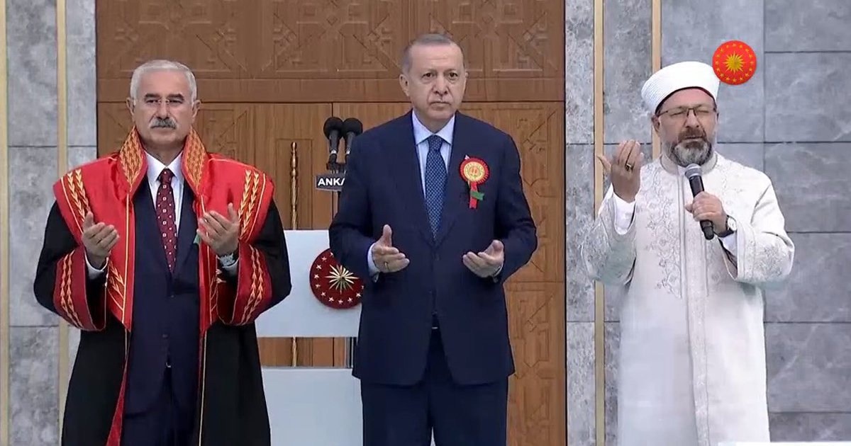 'Laikliği savunuyoruz'