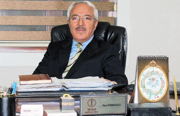 Babası oğluna yapmaz denileni AKP'li vekil babasına yaptı