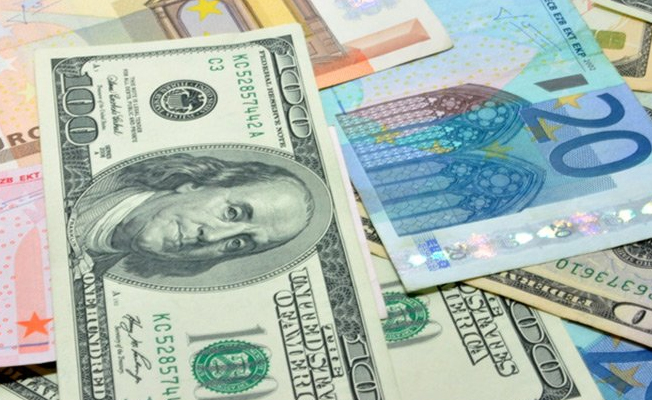 Dolar ve Euro sert yükseliyor