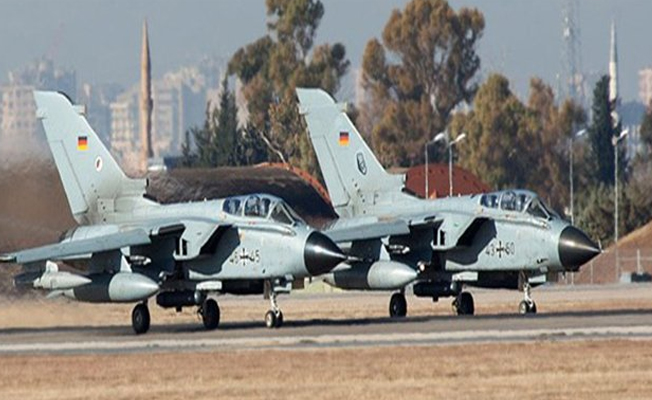 Almanya İncirlik'ten ayrılmaya başladı