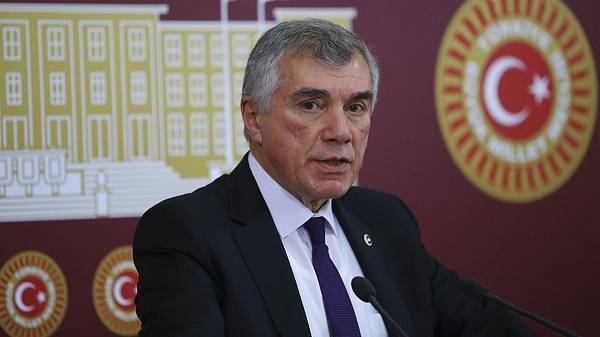 Ünal Çeviköz kimdir, hangi partilidir, nerelidir, kaş yaşındadır?