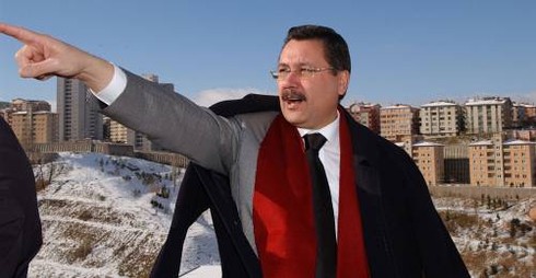 Yine Gökçek yine tutulmayan sözler: Aile 9 yıldır kentsel dönüşüm mağduru