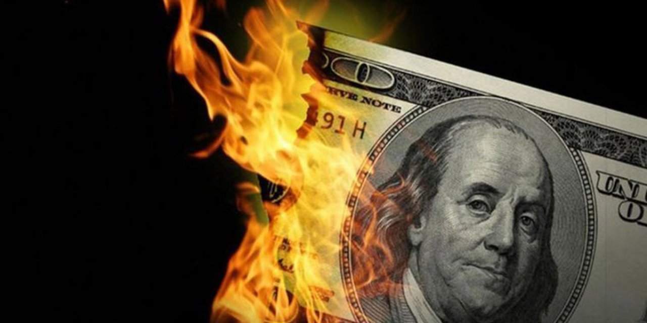 Sabahın ilk saatlerinde dolarda tarihi rekor geldi!