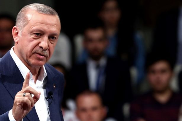 Ahmet Arif’in şiirini paylaştı: 50 bin TL tazminat cezası