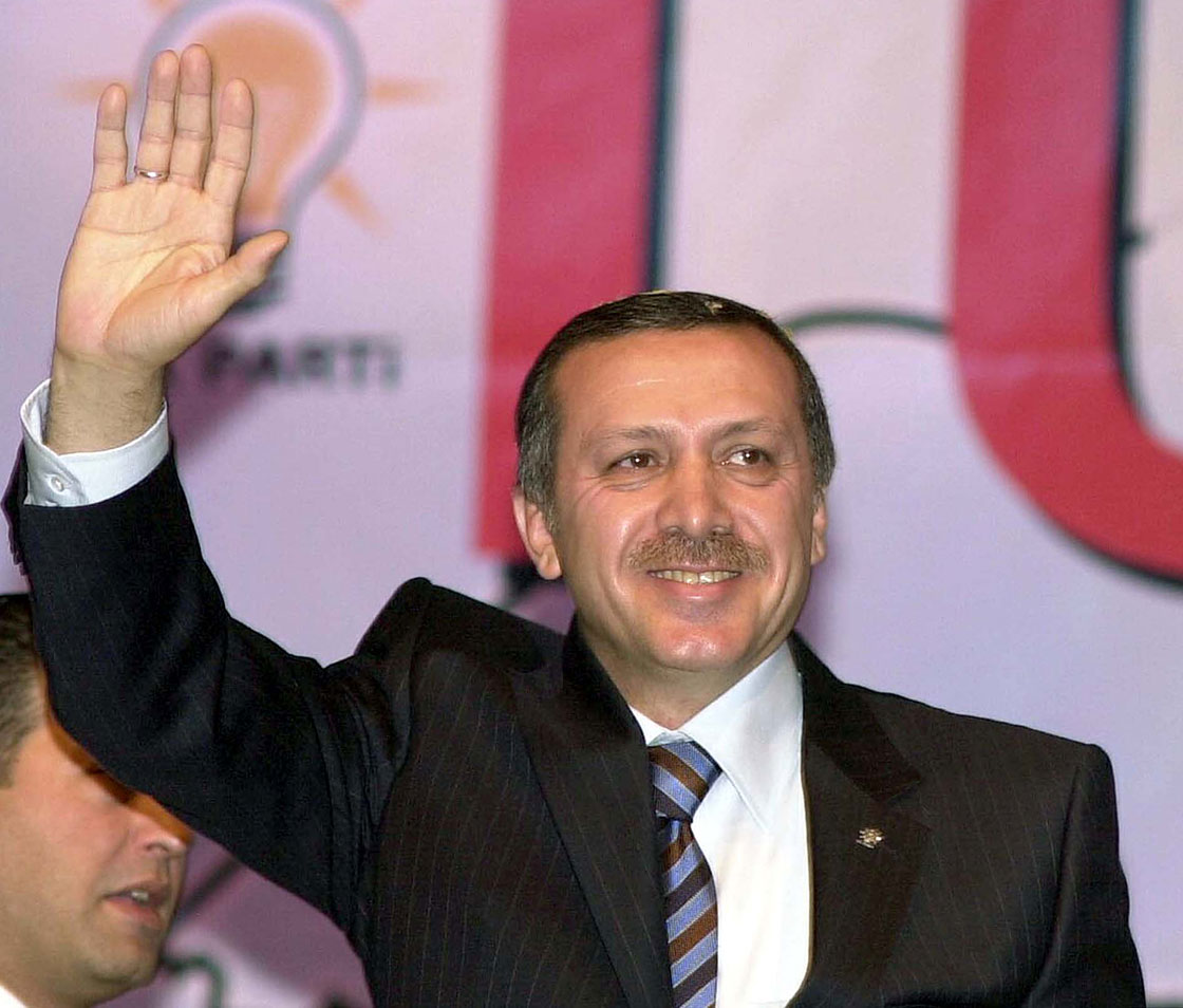Erdoğan'a göre 'fakirlik' tanımı değişmiş!