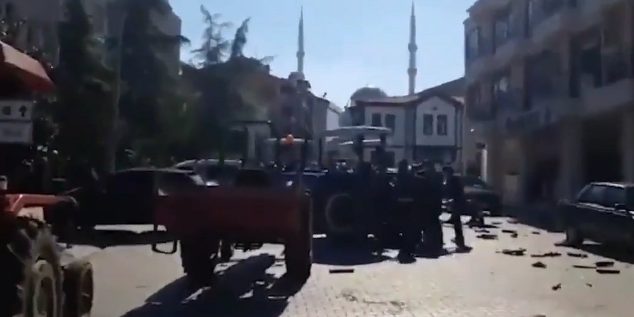 AKP'nin kalesinde ortalık savaş alanı! Vatandaşlar AKP'li belediyeyi taşladı