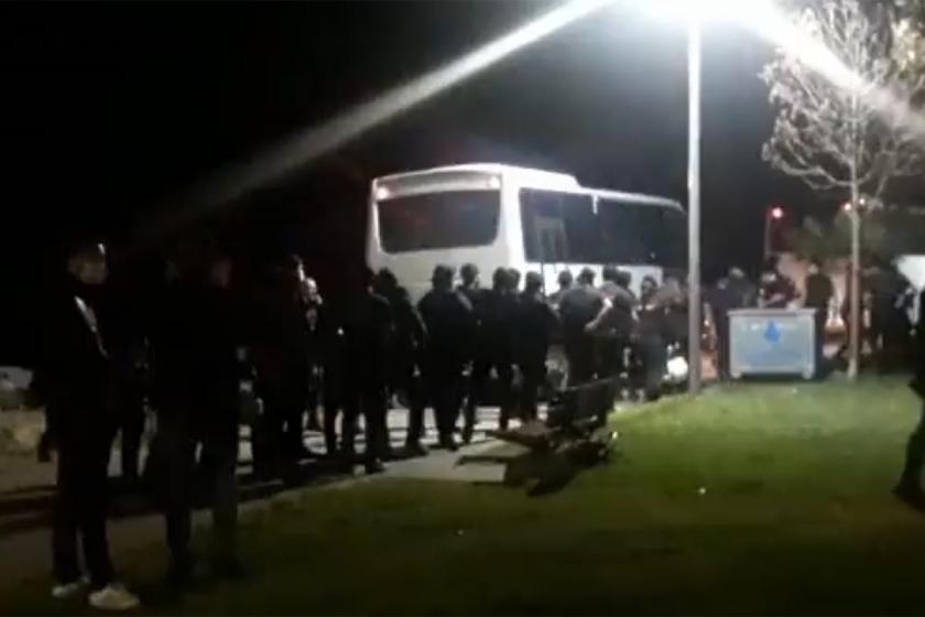 Yurt isteyen öğrencilere düşman gibi davranıyorlar!