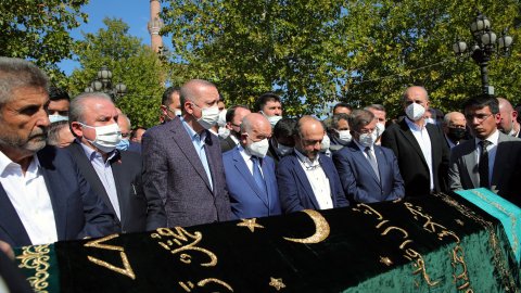 Oğuzhan Asiltürk defnedildi
