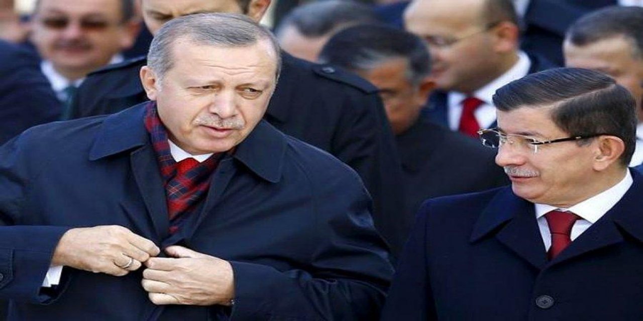 Vatandaş Ahmet Davutoğlu'nu durdurunca eski defterler açıldı: Ben değil, onlar ihanet etti