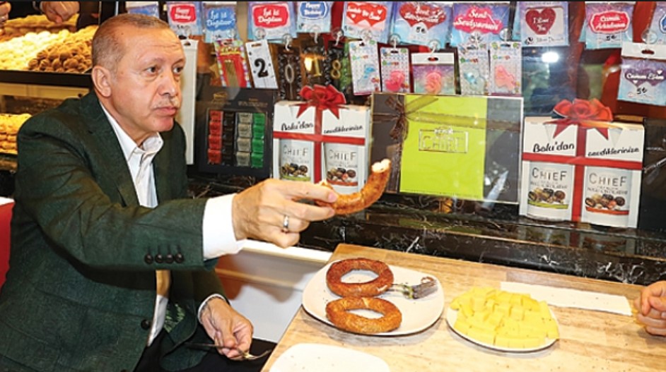 Türk-İş'ten flaş çağrı: "Asgari ücretle bir ay geçinsinler de görelim"