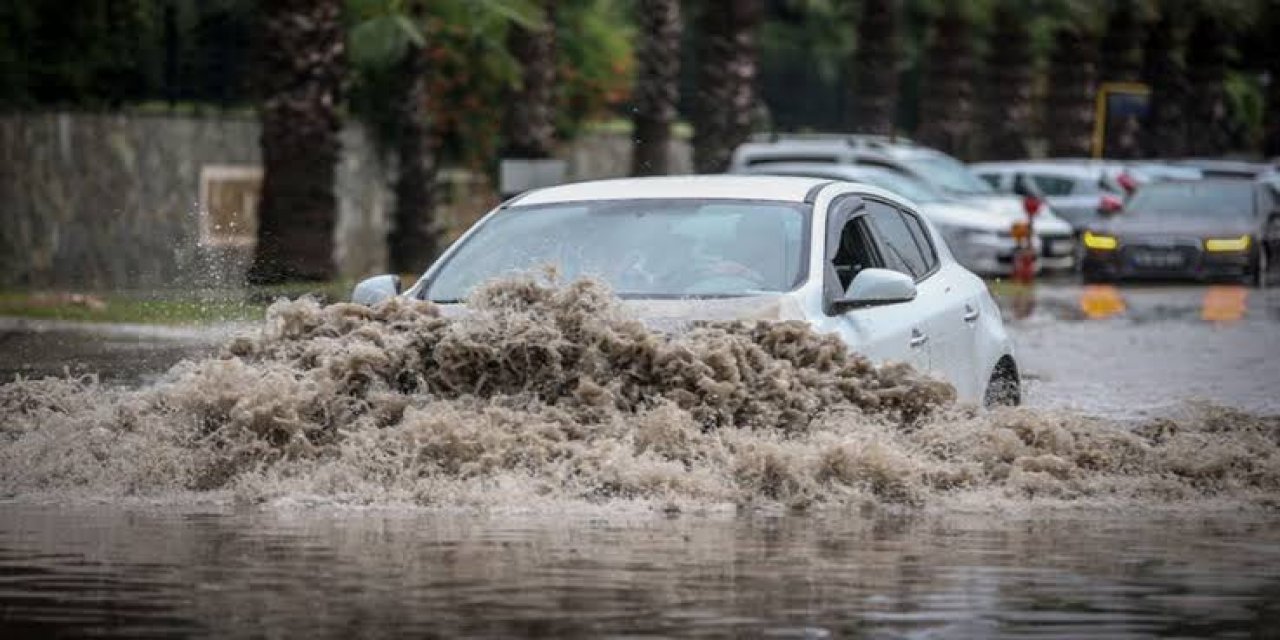 Sel altında kalmıştı... Meteoroloji'den o illere flaş sel uyarısı!