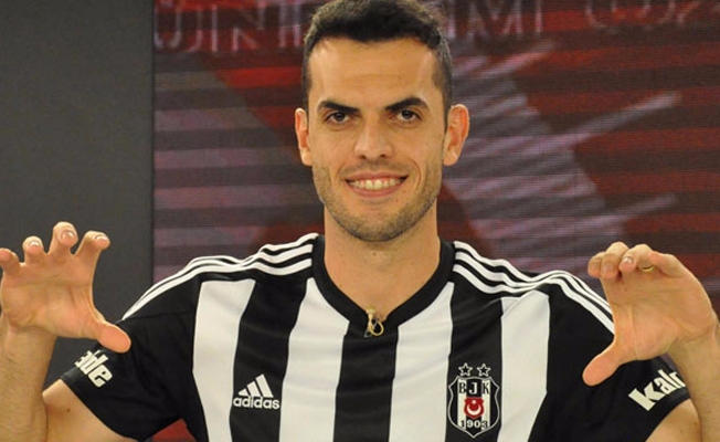 Beşiktaş'ta ilk ayrılık! O isim ülkesine dönüyor...
