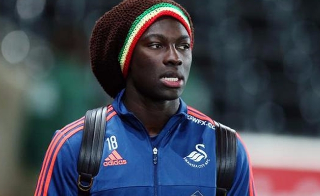 Fener'e mi, Cimbom'a mı? Gomis kapışması...