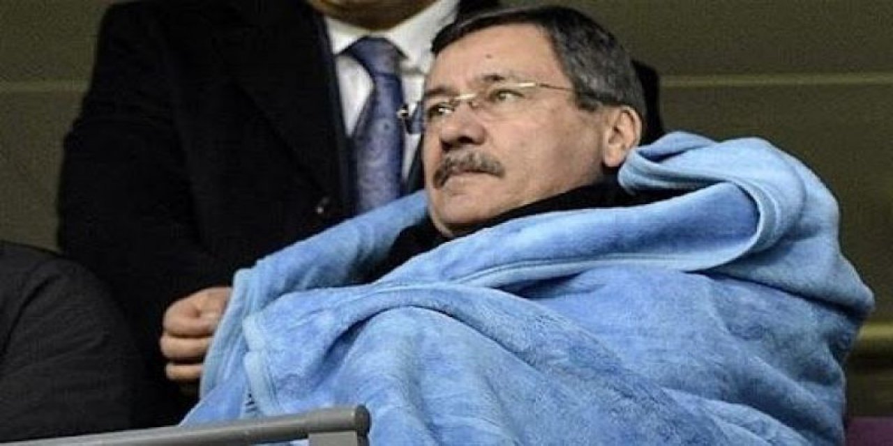 Canlı yayında Melih Gökçek'i çılgına çeviren soru... "Neden Görevden Alındınız?"