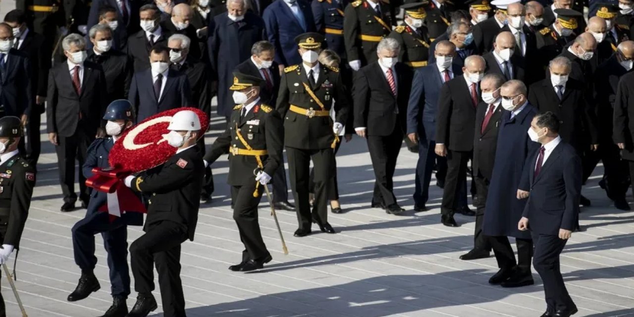 O medya kuruluşları Anıtkabir'e alınmadı! Sert tepki geldi...