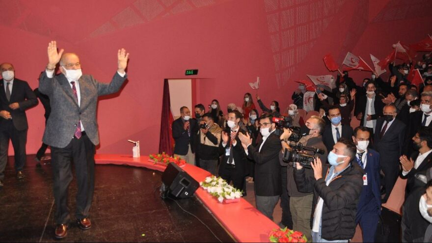 Cumhurbaşkanı ''Evet'' demediği sürece erken seçim türküsünü söyleriz