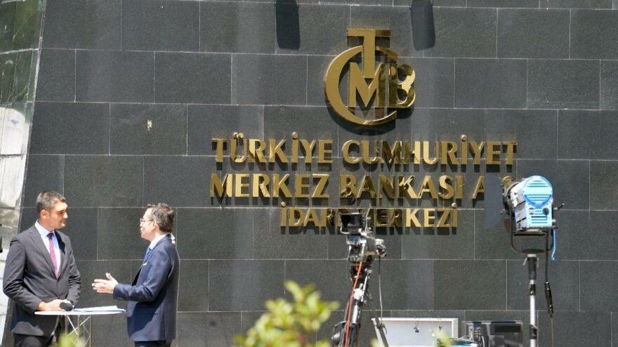 Erdoğan kovduğu isimleri tekrar maaşa bağladı