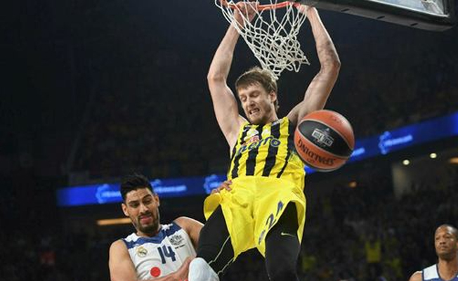 Fenerbahçe eze eze adını finale yazdırdı