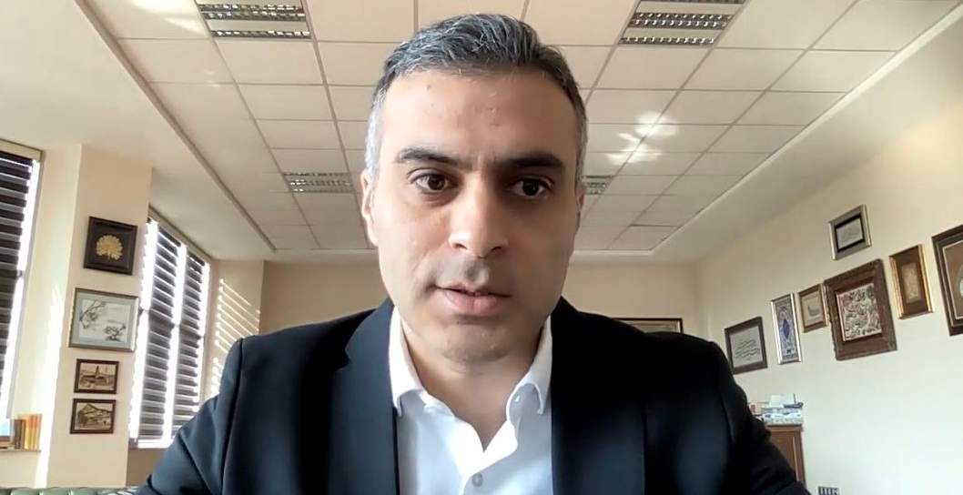 Öğretim üyesinden skandal Atatürk paylaşımı!