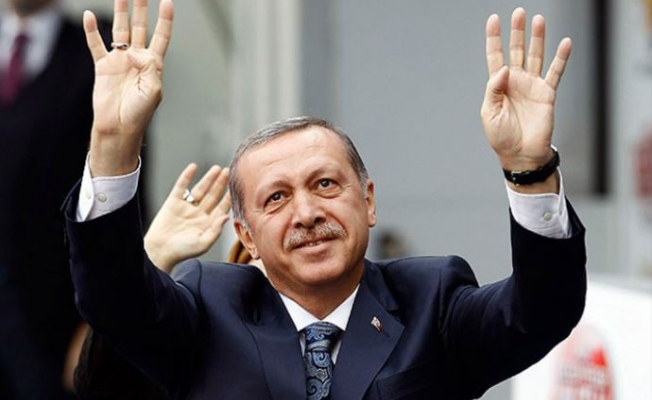 AKP’de 'Rabia' tüzüğe girdi, 9 madde değişti