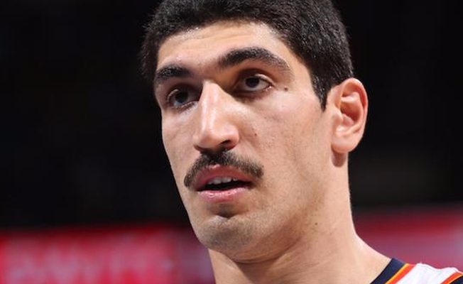 Enes Kanter'e havaalanında büyük şok!