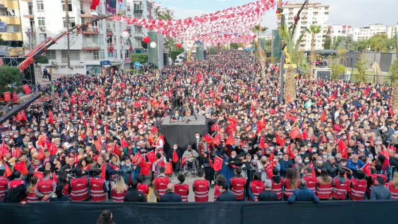 Mersin'de tarihi miting! "Sarayın vesayetinden Türkiye'yi kurtaracağız!"