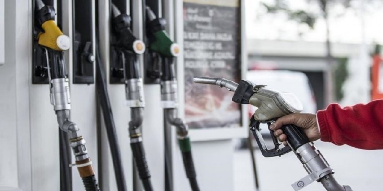 Sigaranın ardından, benzine ve motorine yine dev zam geliyor!