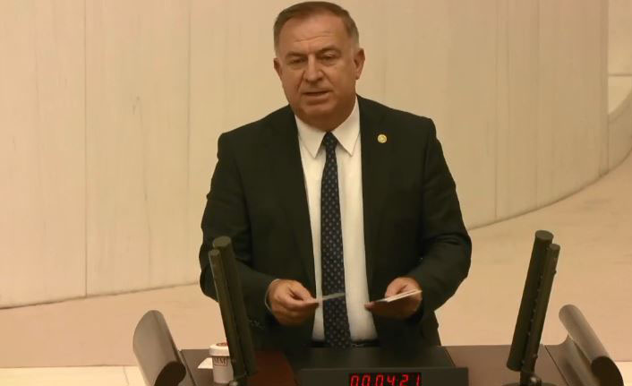 CHP'li vekil Zeybek'ten Bakan Kurum'a 'yardım bütçesi' tepkisi