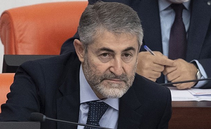 Bakan Nebati: Masanın dört ayağı var, bir sıkıntı olursa en iyi ihtimalle sallanır