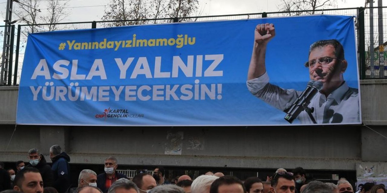 İncelemede bulunan Ekrem İmamoğlu'na yoğun ilgi
