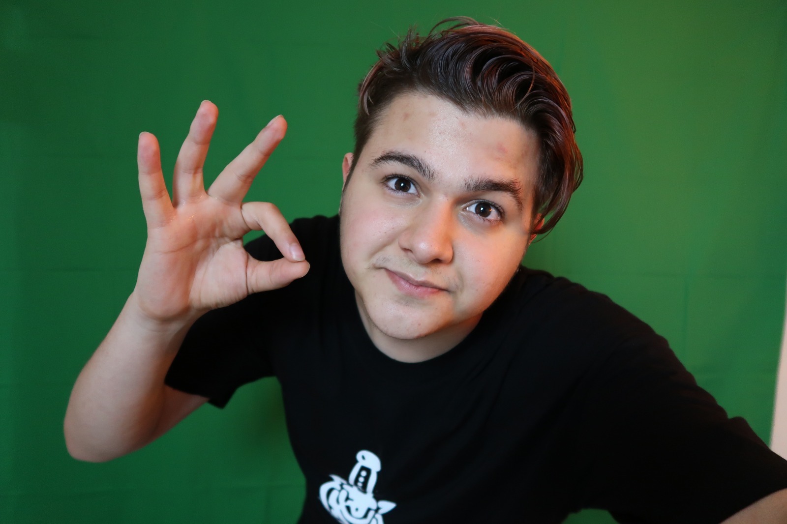 Okan Sarıoğlu kimdir? Youtuber Okan Sarıoğlu kimdir, kaç yaşında,nereli,mesleği ne? Hayatı ve biyografisi