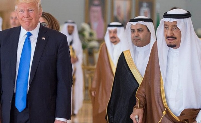 Trump'ın evli kızına talip oldu!