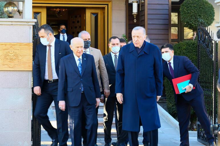 Erdoğan'dan Bahçeli'ye 'Altın Varaklı' doğum günü hediyesi!