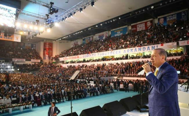 Özgür Özel: AKP Kongresinde yürürlükte olan kanuna aykırılık yapılmıştır
