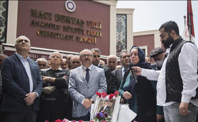 Uğur Kurt polis tarafından öldürüldüğü yerde, Cemevi'nin bahçesinde anıldı