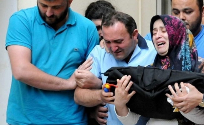 İlaç parası toplanamayan Eymen bebek hayatını kaybetti