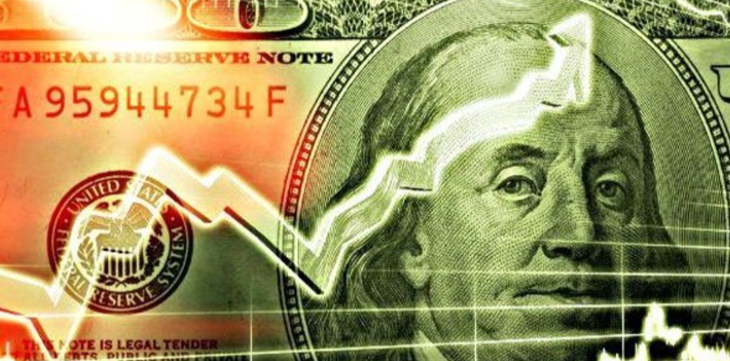 Ünlü ekonomistten flaş dolar tahmini: 5 faiz artışı...
