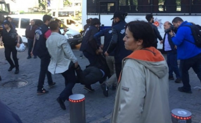 Gülmen ve Özakça eylemine polis müdahalesi, gözaltılar var