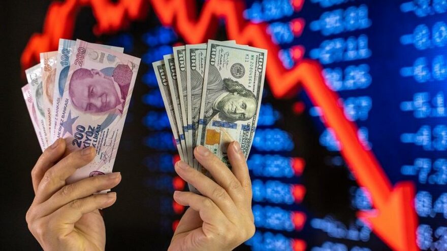 Ünlü ekonomistten flaş uyarılar: İşin sonu nerede bitecek belli değil…