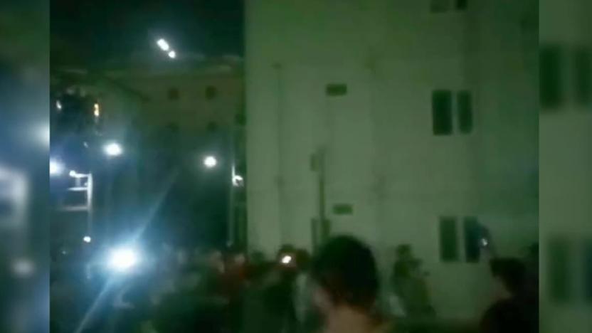 İzmir şehir hastanesinde gece protestosu