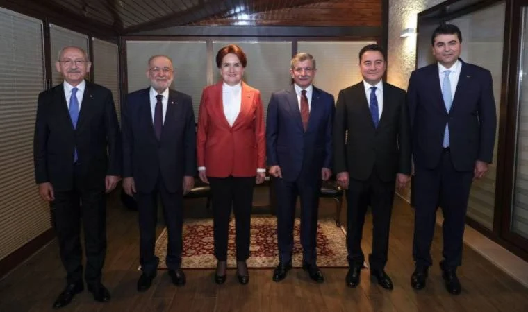 6 parti liderinden tarihi buluşma: Bu akşamdan sonra hiçbir şey eskisi gibi olmayacak