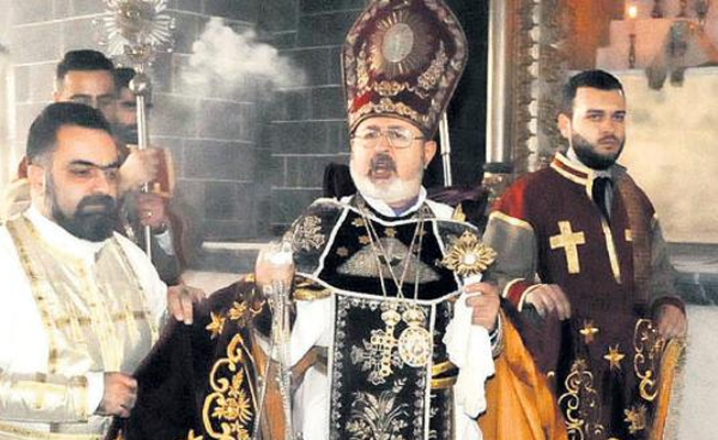 Başpiskopos istifa etti
