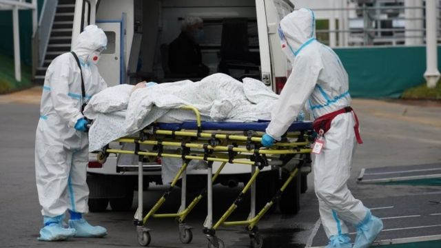 İngiliz uzmanlardan korkutan uyarı: Yeni varyant, bulaştığı insanların üçte birini öldürecek