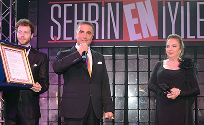 Milliyet'ten Sedat Peker'e 'hayırsever' ödülü