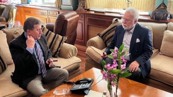 AK Parti kulislerini hareketlendiren fotoğraf! Herkes birbirine atıyor