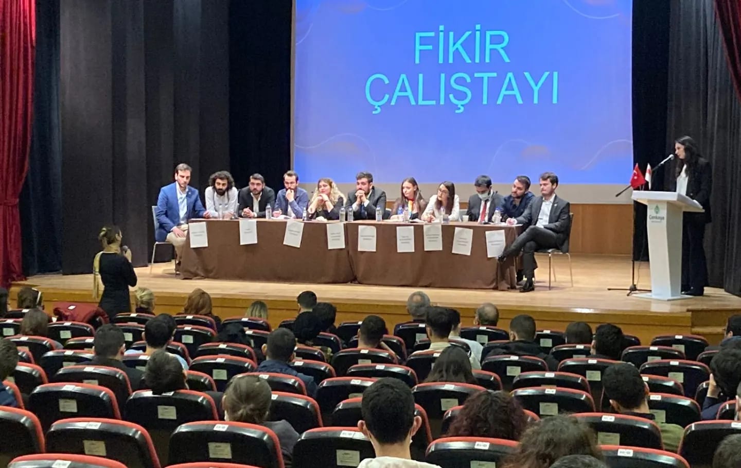 CHP'li gençlerden 'Fikir Çalıştayı'