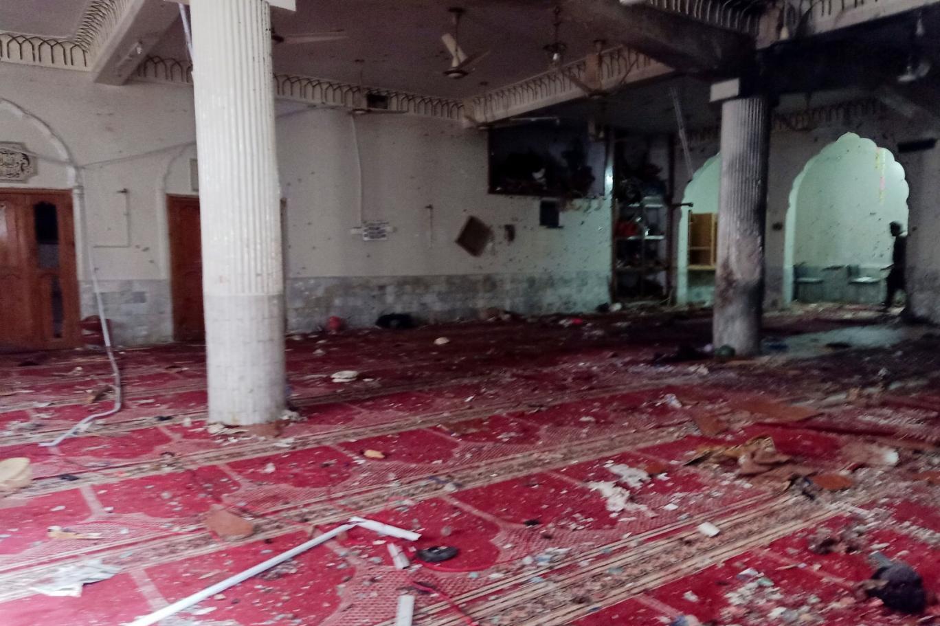 Pakistan'da camiye bombalı saldırı: 'Çok sayıda ölü ve yaralı var'