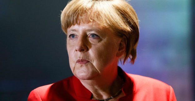Merkel'den Türkiye'yle ilgili flaş karar