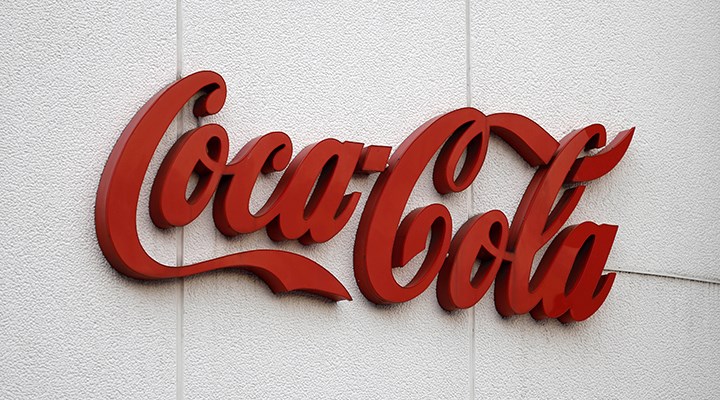 Rusya'ya bir yaptırım kararı da Coca-Cola'dan! Rusya'daki faaliyetlerini askıya aldı