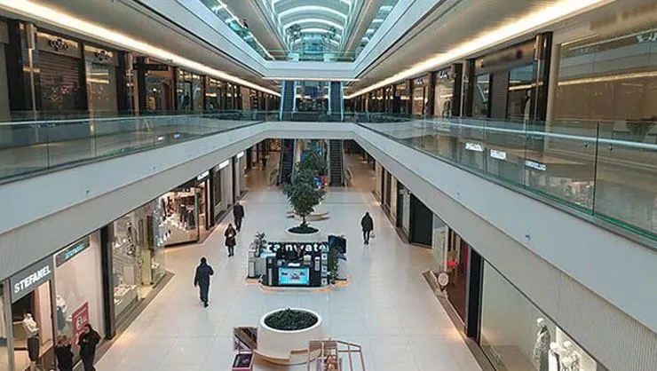 İstanbul'da AVM saatlerine 'kar' düzenlemesi